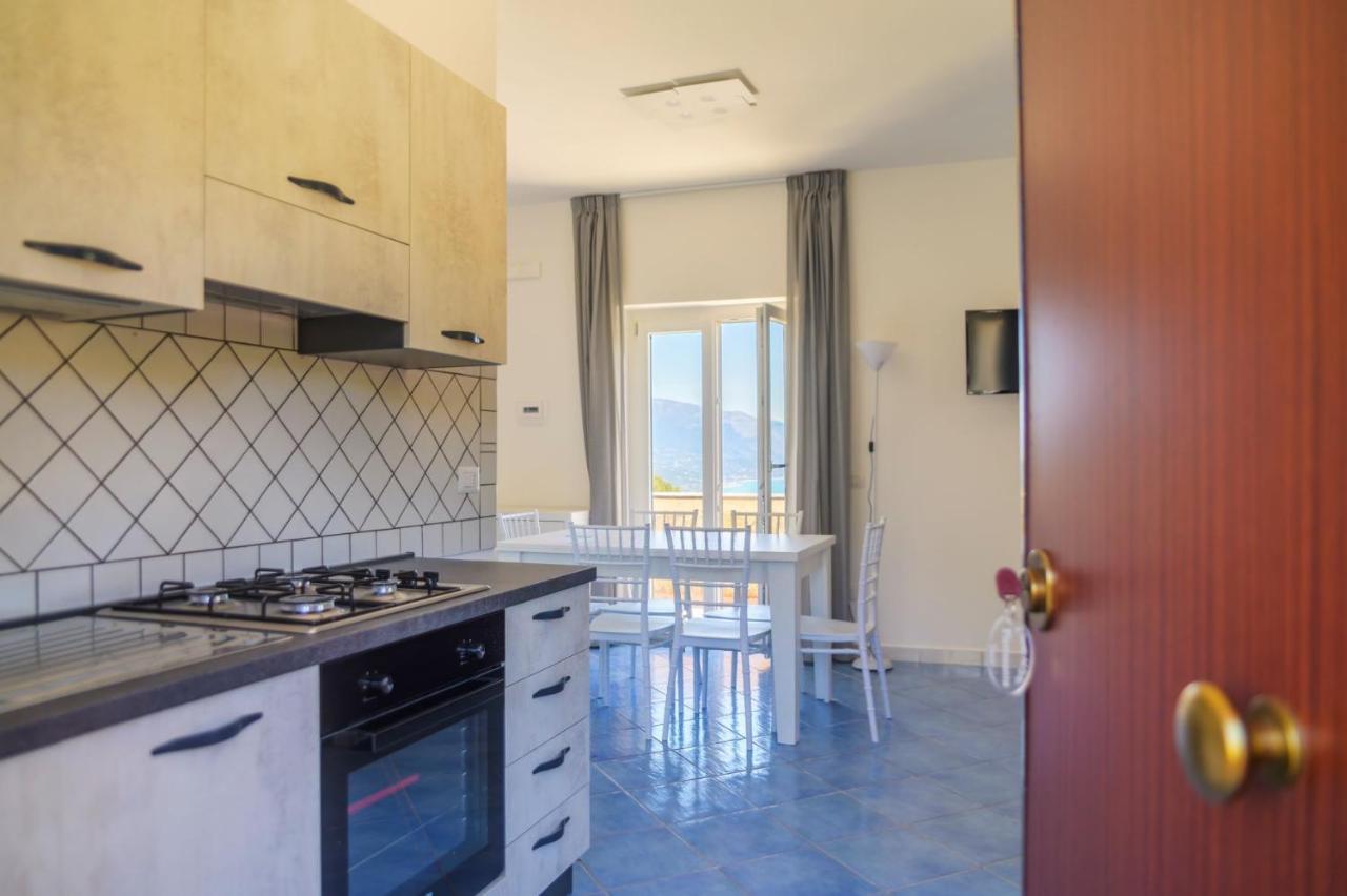 L'Incanto Del Golfo Apartment สการีโอ ภายนอก รูปภาพ